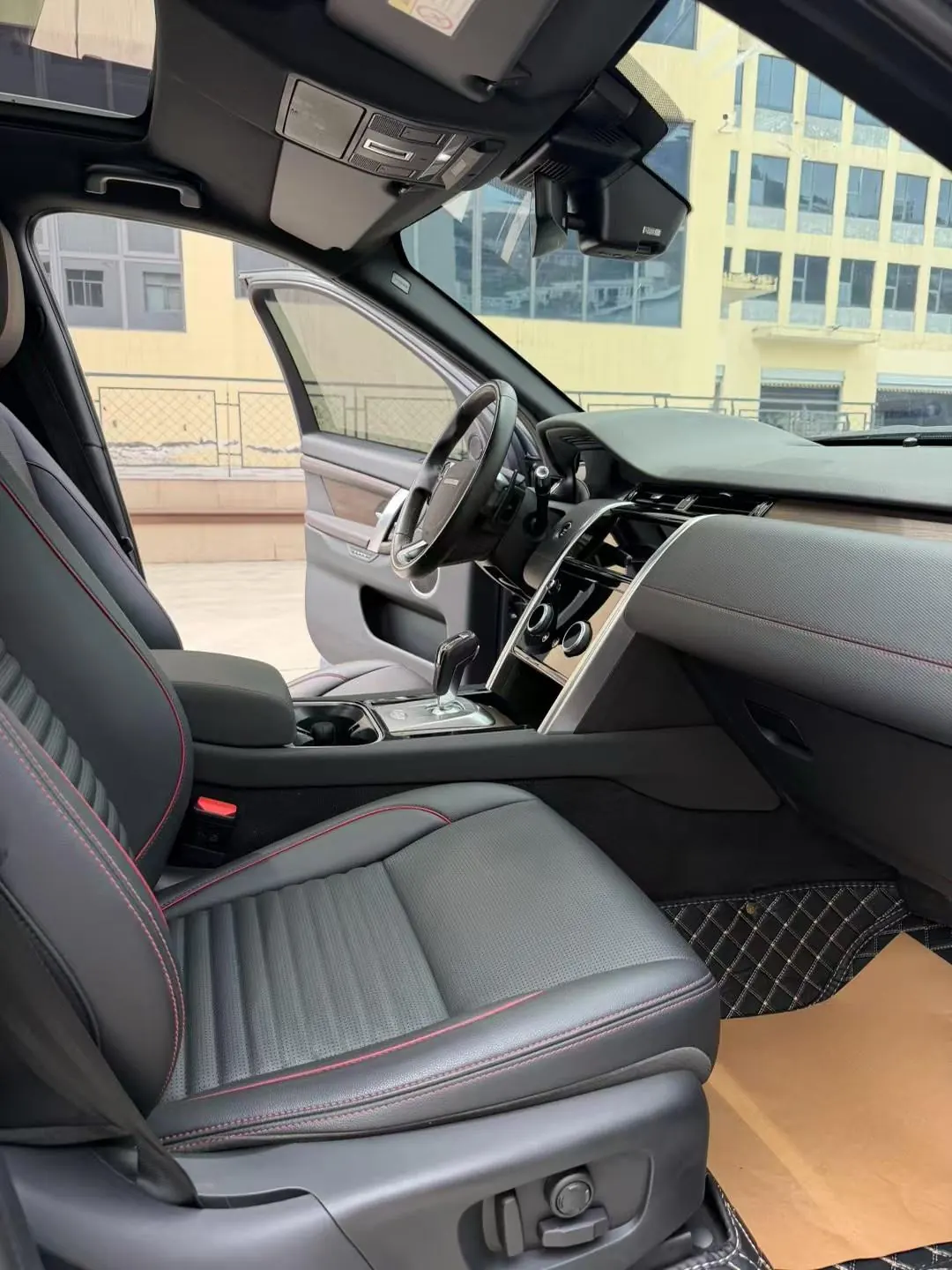 Land Rover 2021 Discovery Sports Edition 48V 2.0T 249PS R-Dynamic SE Performance Technology Edition 5-seat Automatic Gear 8