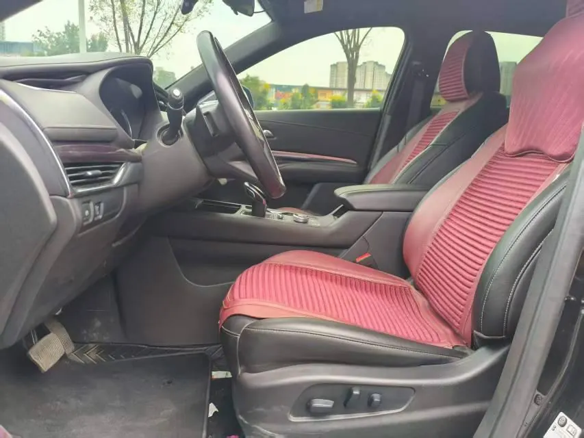 Cadillac 2021 XT4 2.0T 28T Two-Drive Leading Automatic Gear 5