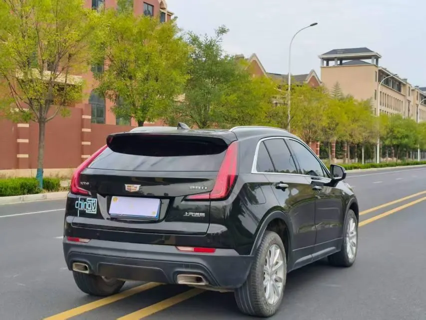 Cadillac 2021 XT4 2.0T 28T Two-Drive Leading Automatic Gear 9