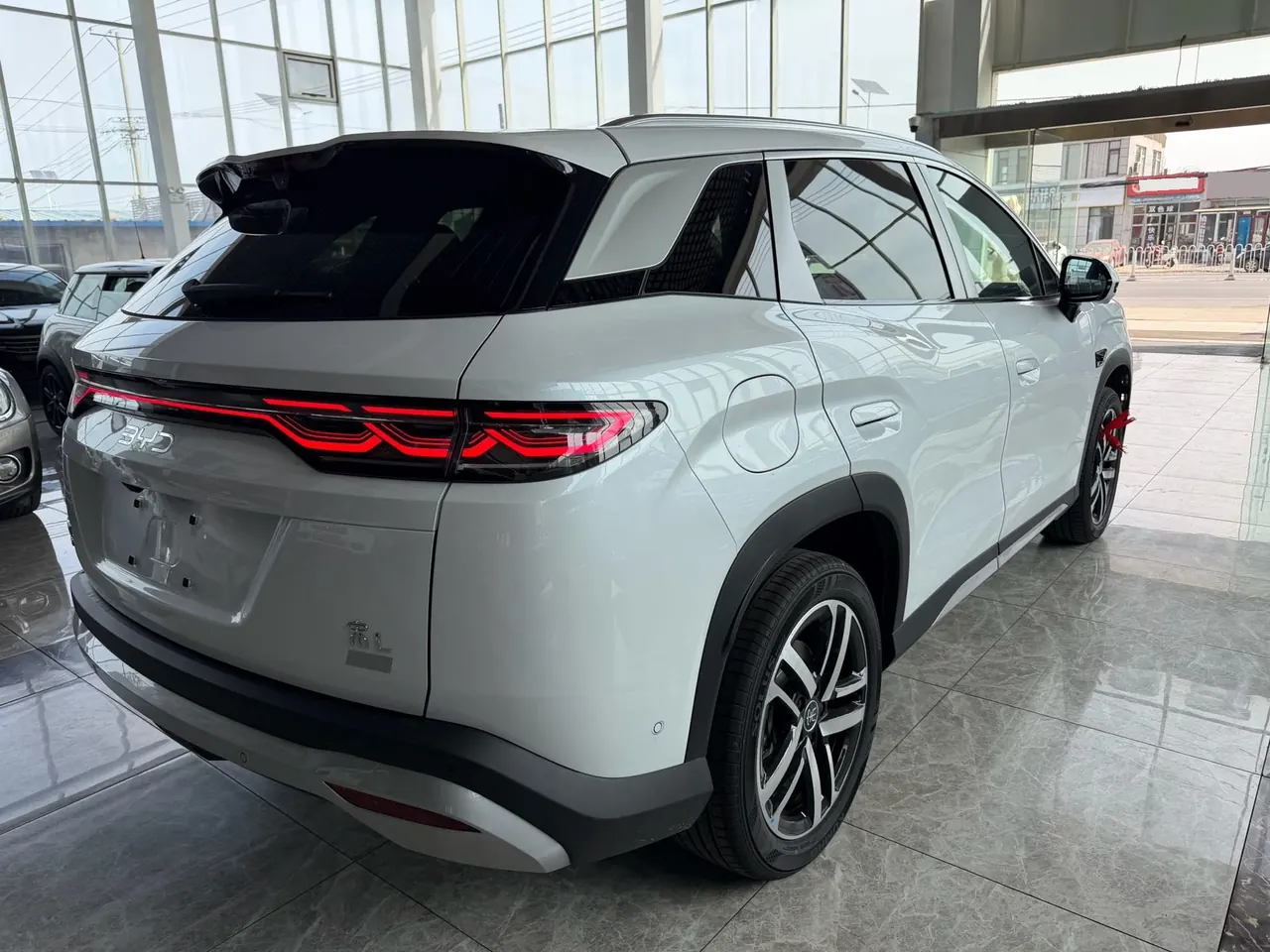 BYD 2026 Song L DM-i 1.5 Stepless 130KM Exceed Automatic 4