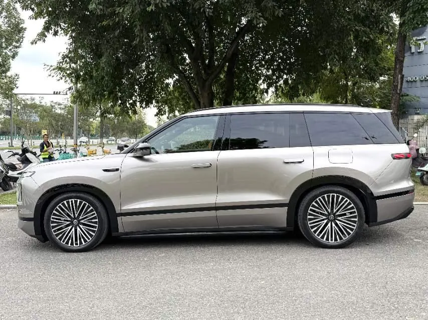 Volkswagen 2026 ID.ERA 9X Ultra 4-wheel drive automatic gear 5