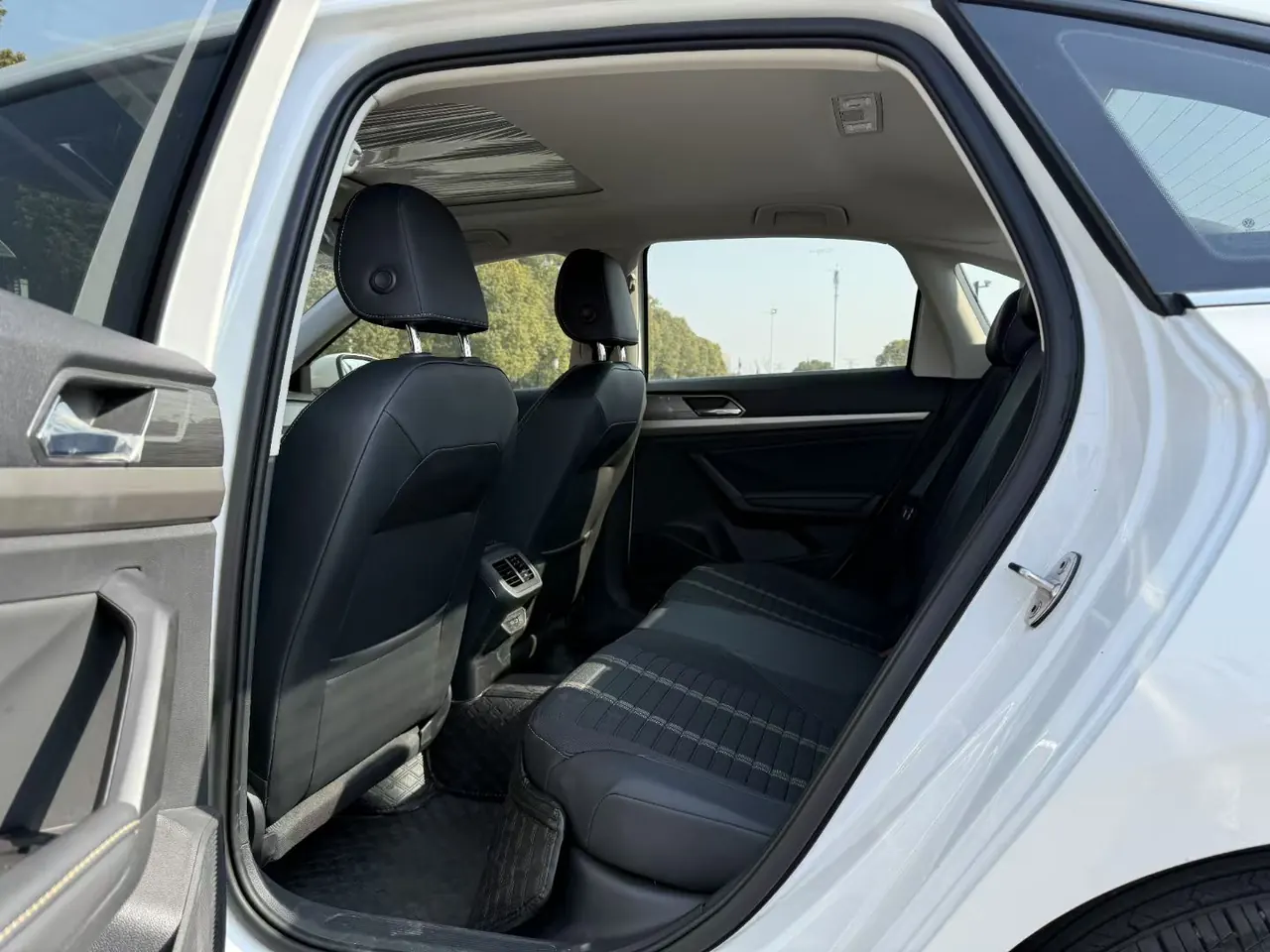 Volkswagen 2022 Lavida 1.5 Comfort Edition Manual 9