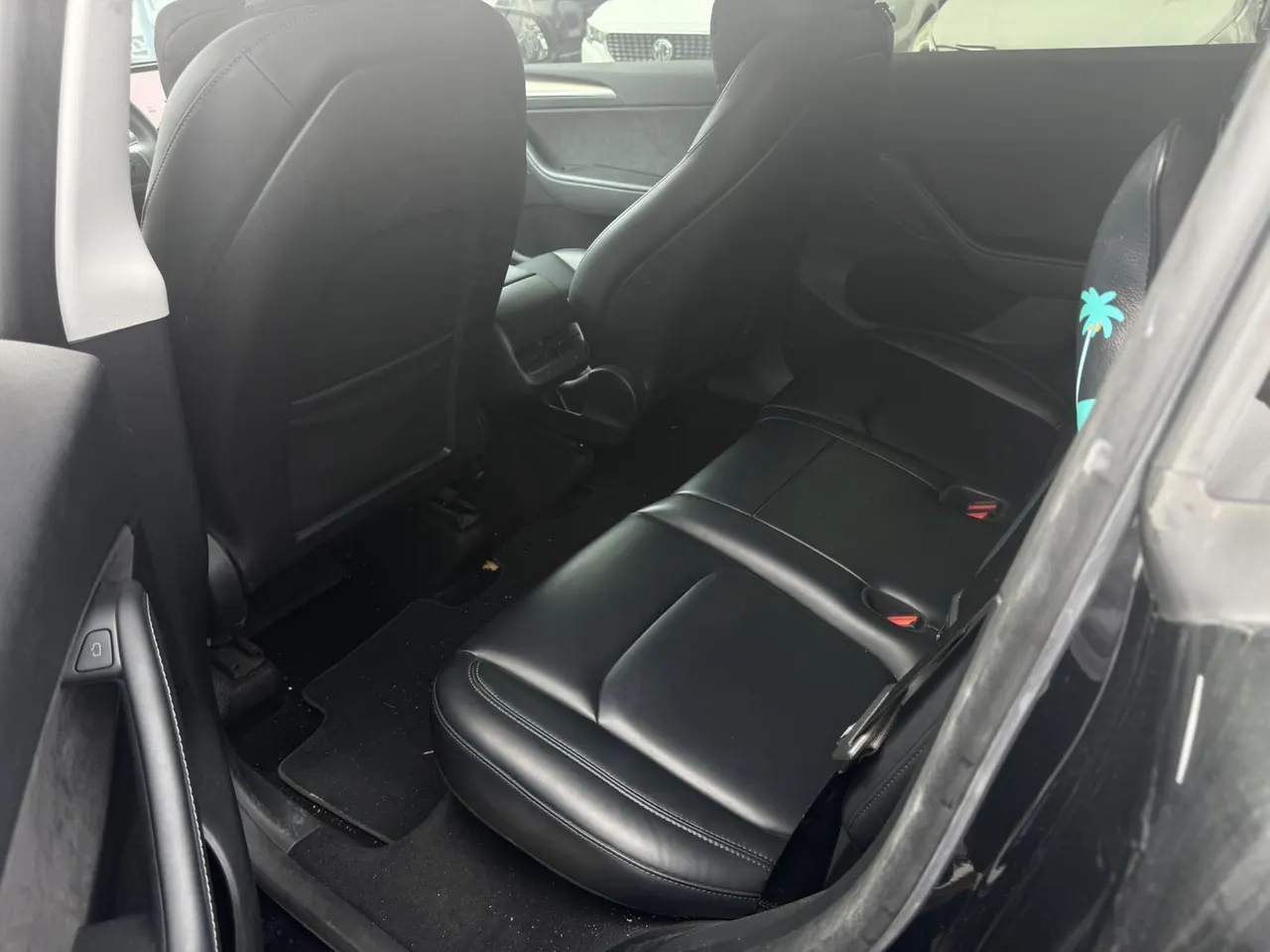 Tesla 2022 Model Y rear-wheel drive version (facelift) automatic gear 3