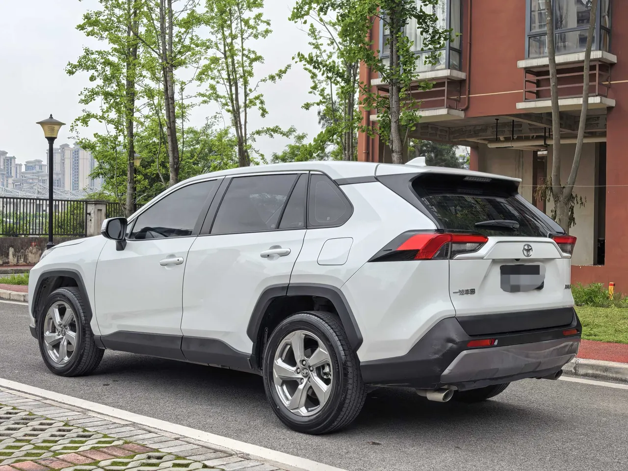Toyota 2022 RAV4 Rongbo 2.0 Stepless Two-Drive Fashion Edition Automatic Gear 4
