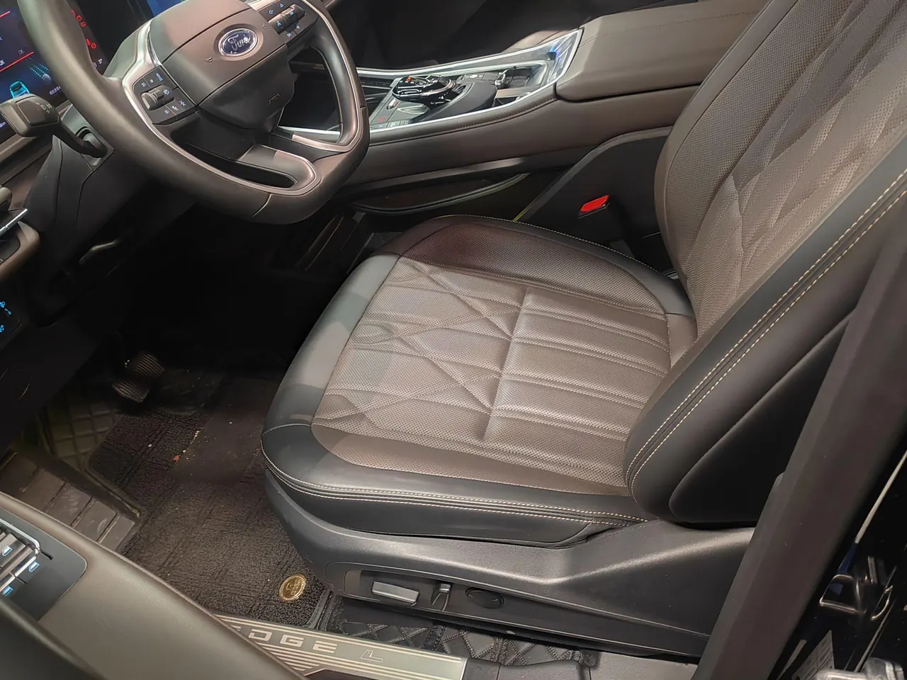 Ford 2026 sharp L HYBRID 2.0T stepless EcoBoost four-wheel drive 7-seat extreme automatic gear 3
