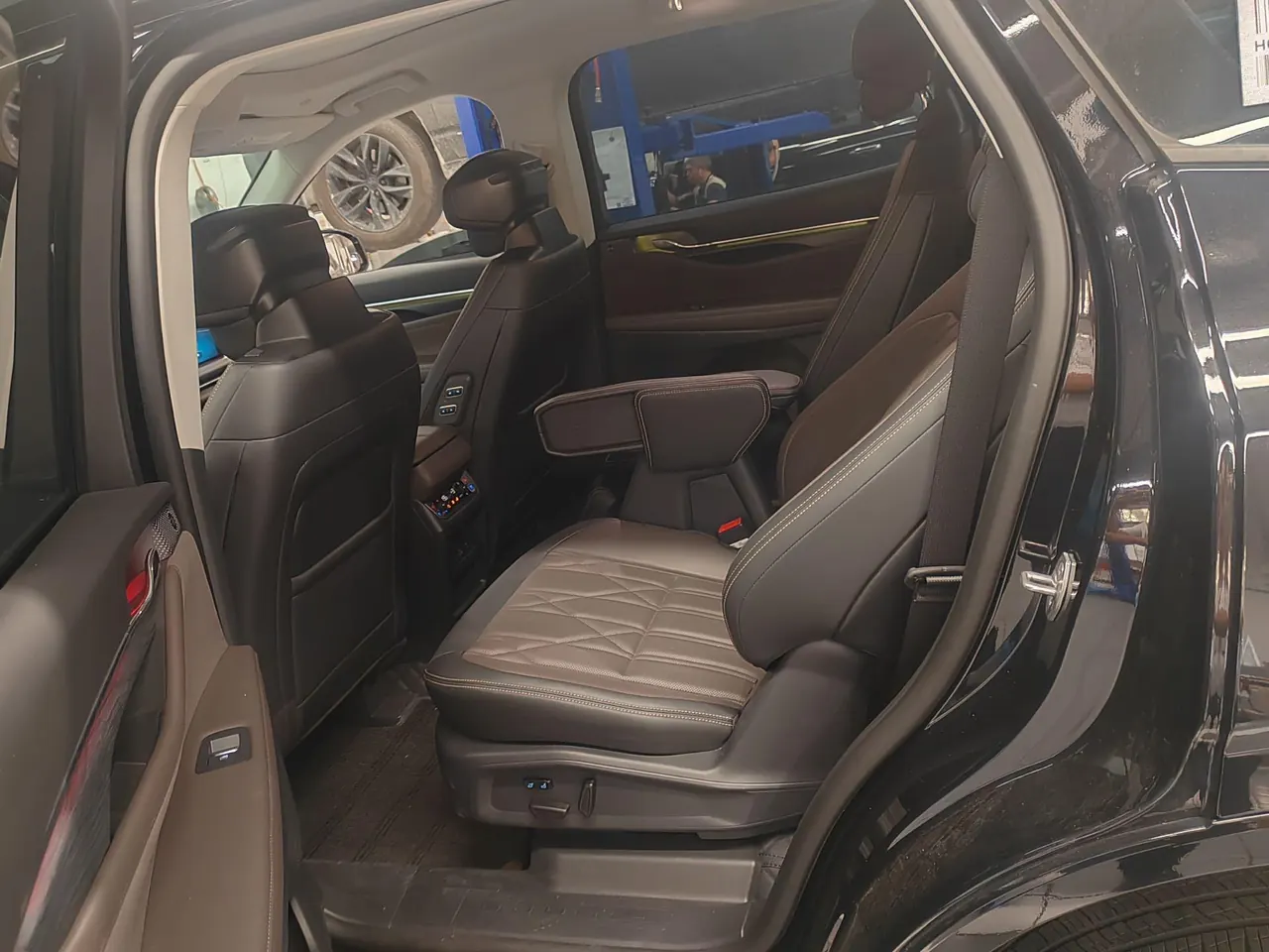 Ford 2026 sharp L HYBRID 2.0T stepless EcoBoost four-wheel drive 7-seat extreme automatic gear 5