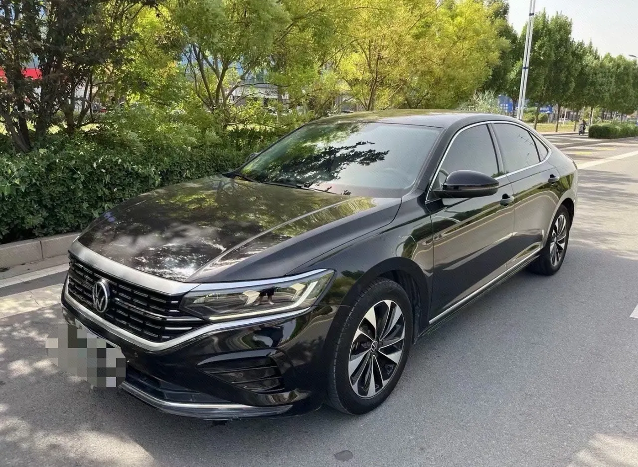Open image lightbox: Volkswagen 2022 Passat 1.4TSI 280TSI Elite Edition Automatic