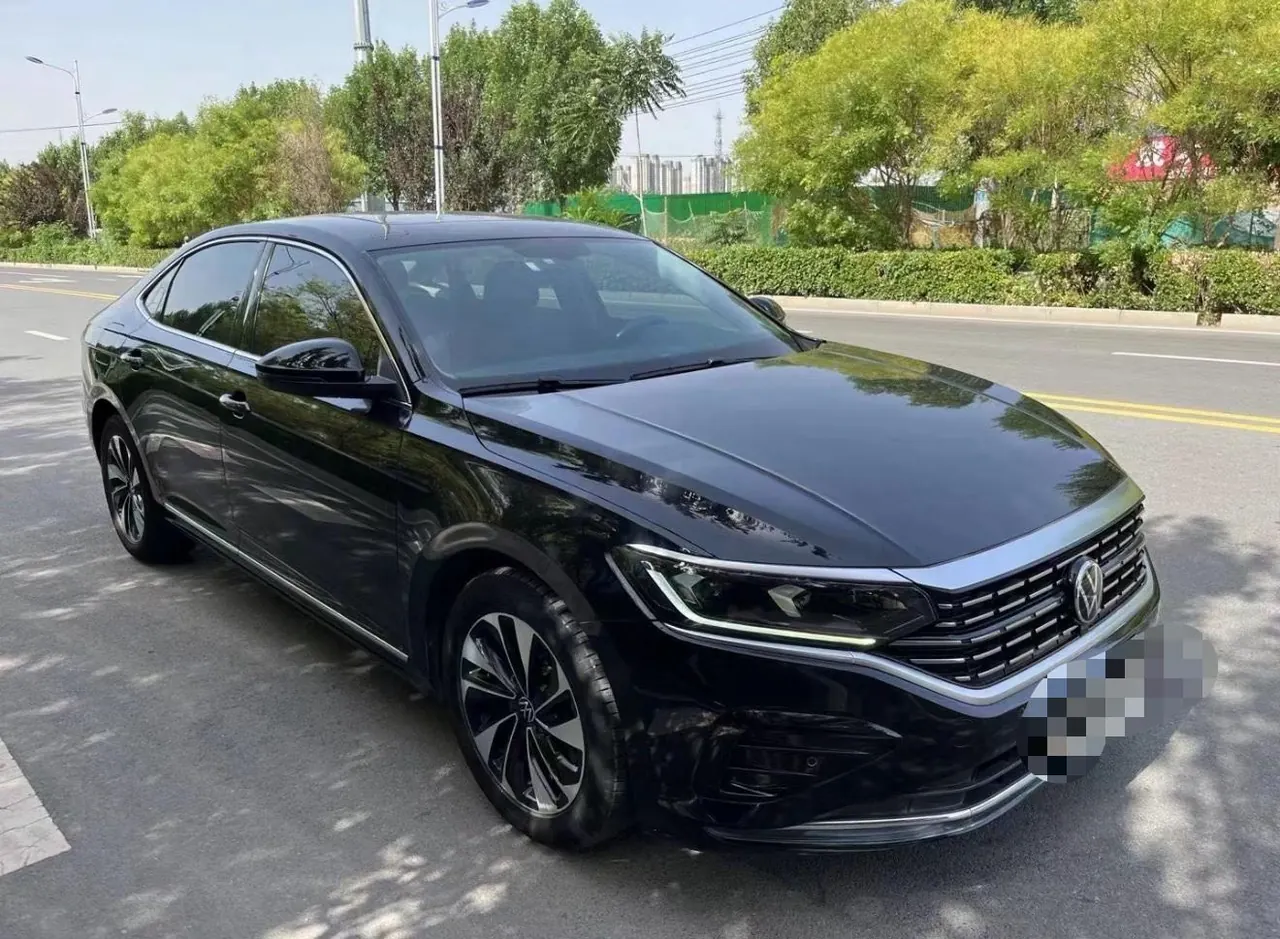 Volkswagen 2022 Passat 1.4TSI 280TSI Elite Edition Automatic 3