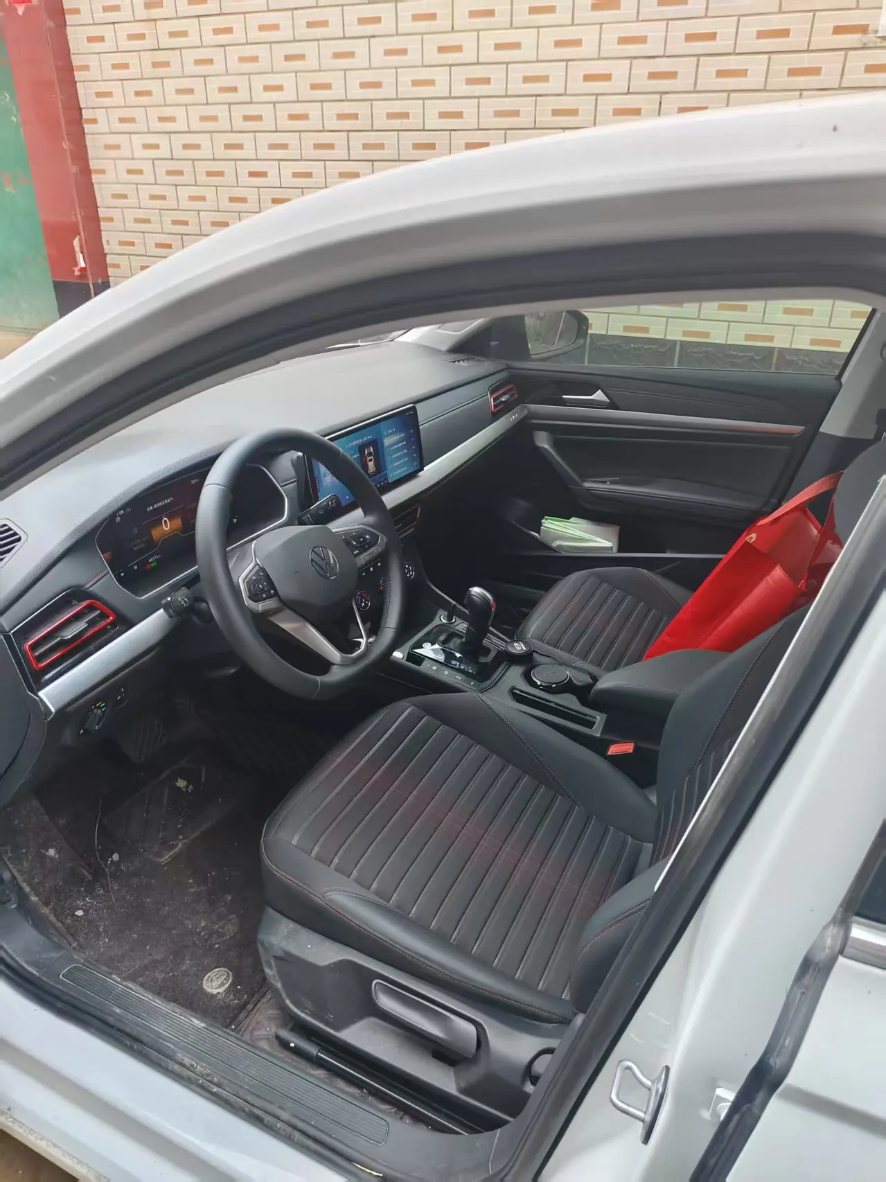 Volkswagen 2026 LaVida 1.5TSI 300TSI Star Full Escape Automatic Gear 5