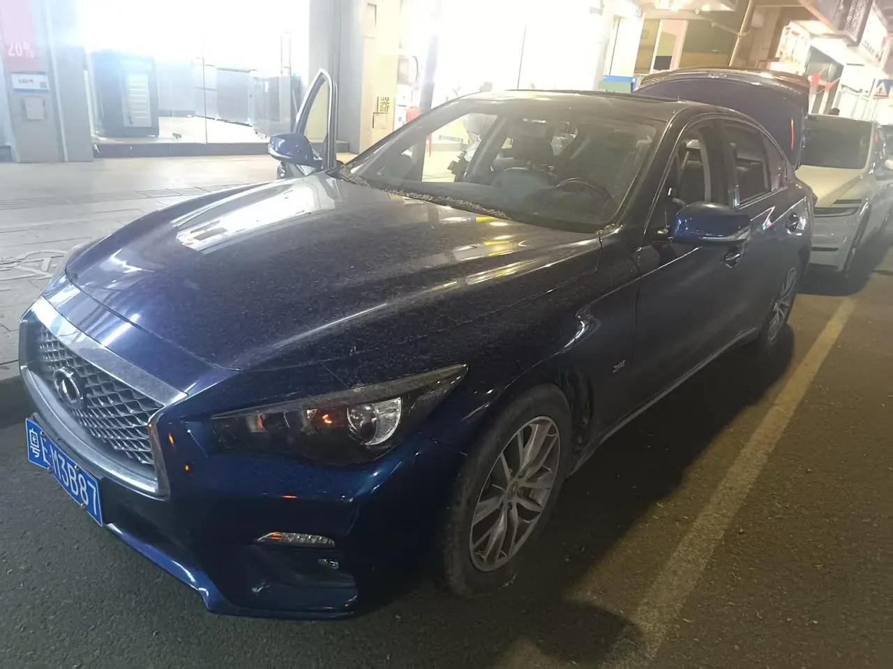 Infiniti 2021 Q50L 2.0T Comfort Edition Automatic 9
