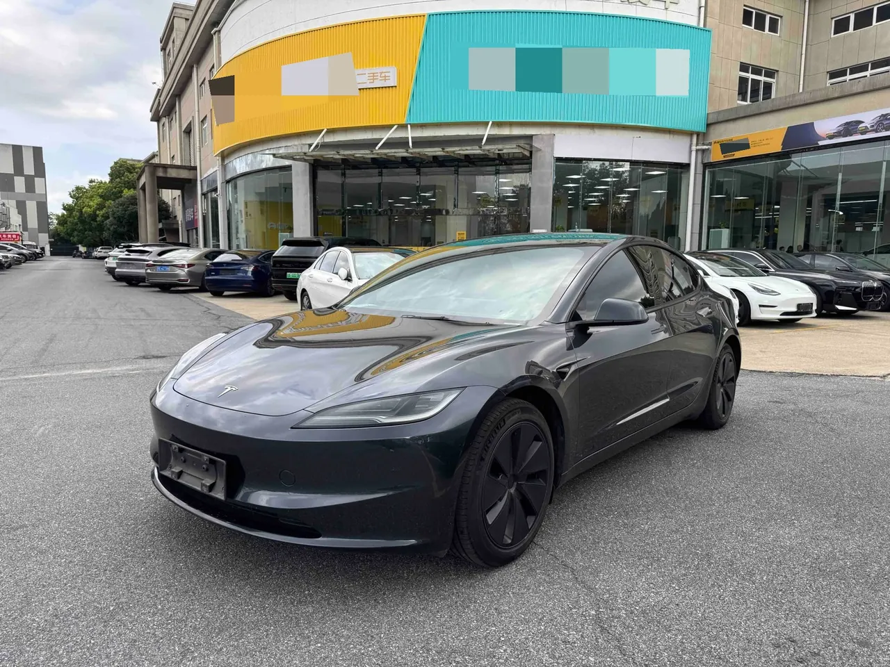 Tesla 2023 Model 3 Rejuvenation Edition Rear Wheel Drive Automatic Transmission 2