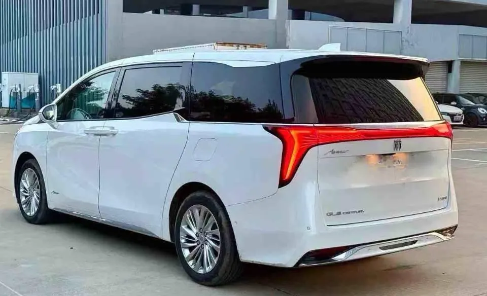 Buick 2023 Century 48V 2.0T Yunshi Edition 6-seat Automatic Gear 5