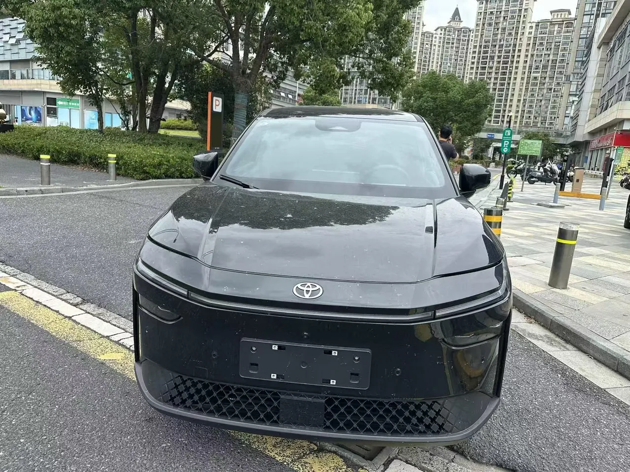 Toyota 2026 BZ3X 520 Pro Automatic 2