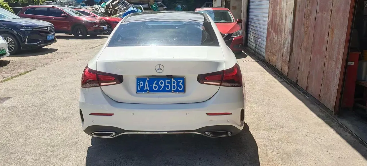 Mercedes Benz Class A 2021 A 200 L 1.3T Dynamic Automatic 4
