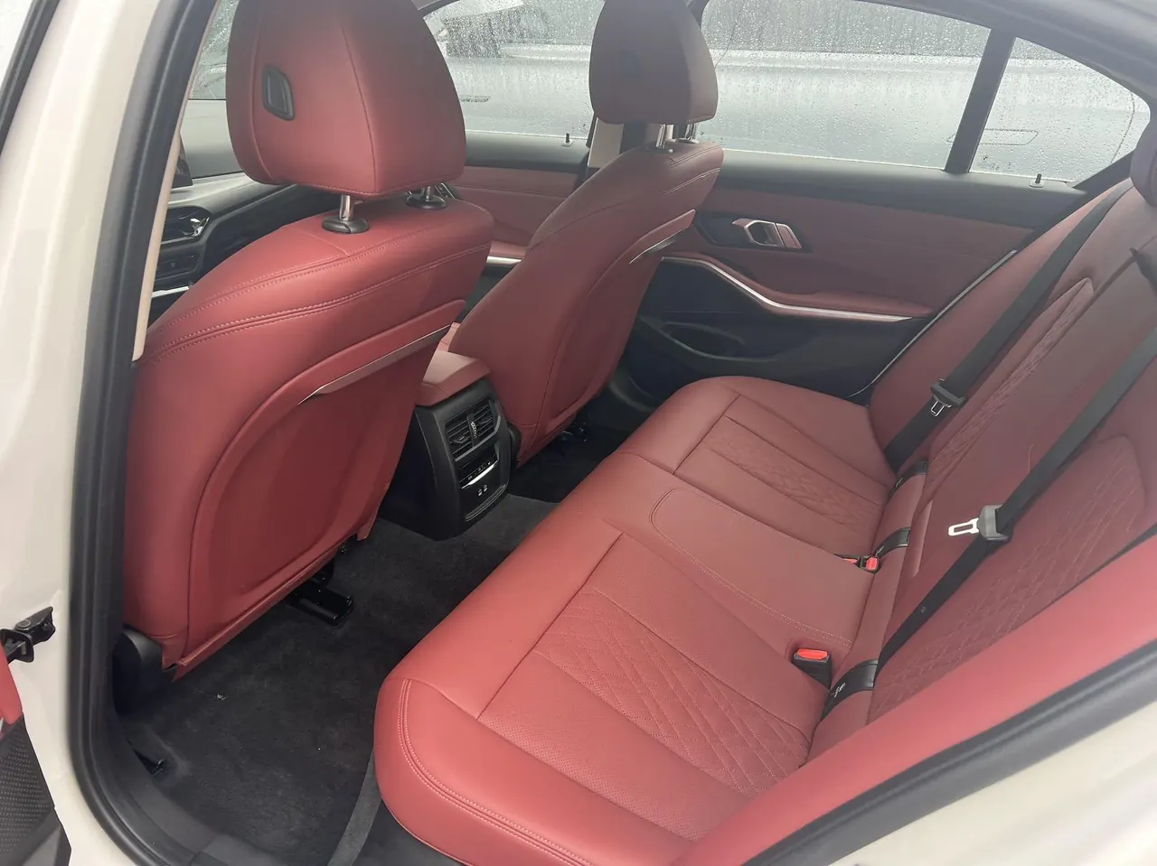 BMW 3 Series 2026 325i 2.0T M Sports Suit Automatic Gear 3