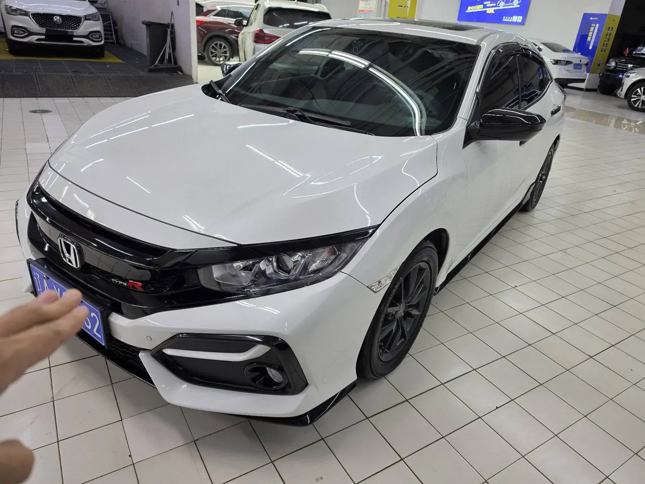 Open image lightbox: Honda 2021 Civic Hatchback 1.5T Stepless 220TURBO New Sharp Control Automatic Gear