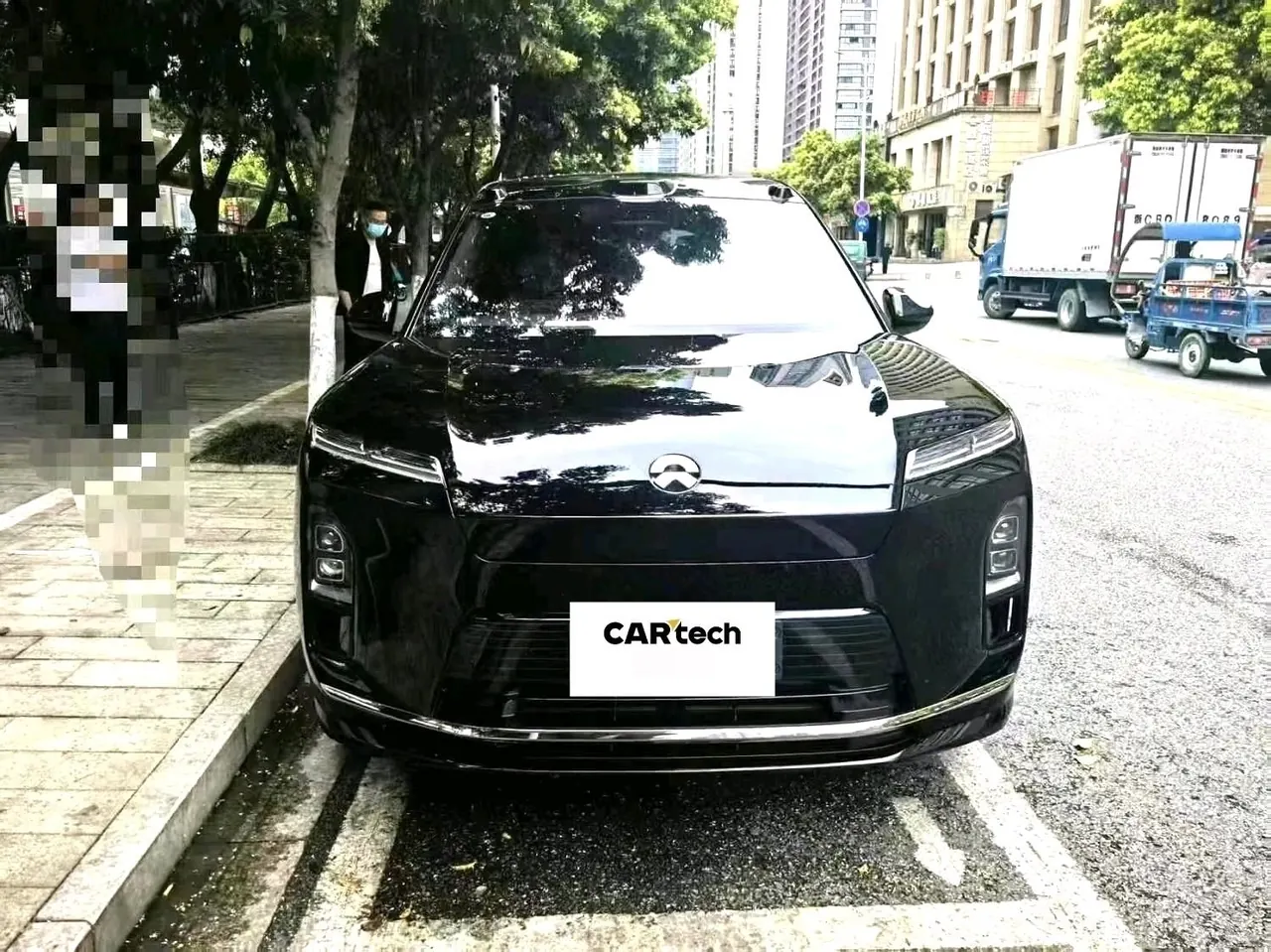 NIO 2026 ES8 6-seat executive deluxe automatic gear 2