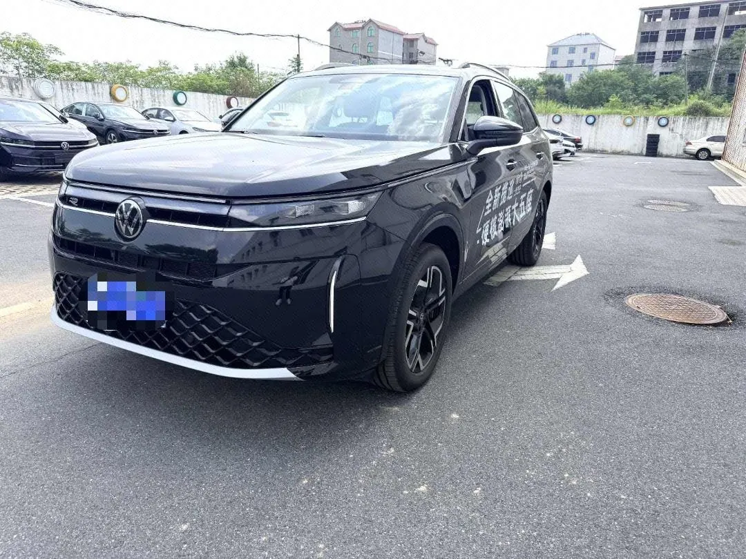 Volkswagen 2026 models of the tour 2.0TSI 450TSI four-wheel drive extreme version of the automatic gear - View 1