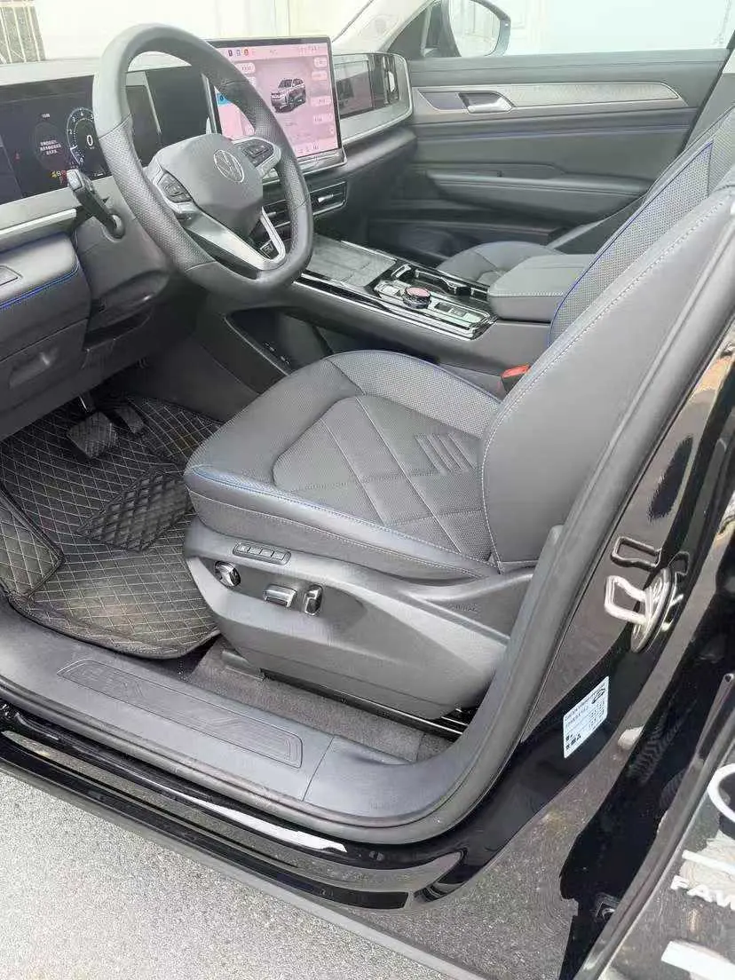 Volkswagen 2026 models of the tour 2.0TSI 450TSI four-wheel drive extreme version of the automatic gear 2