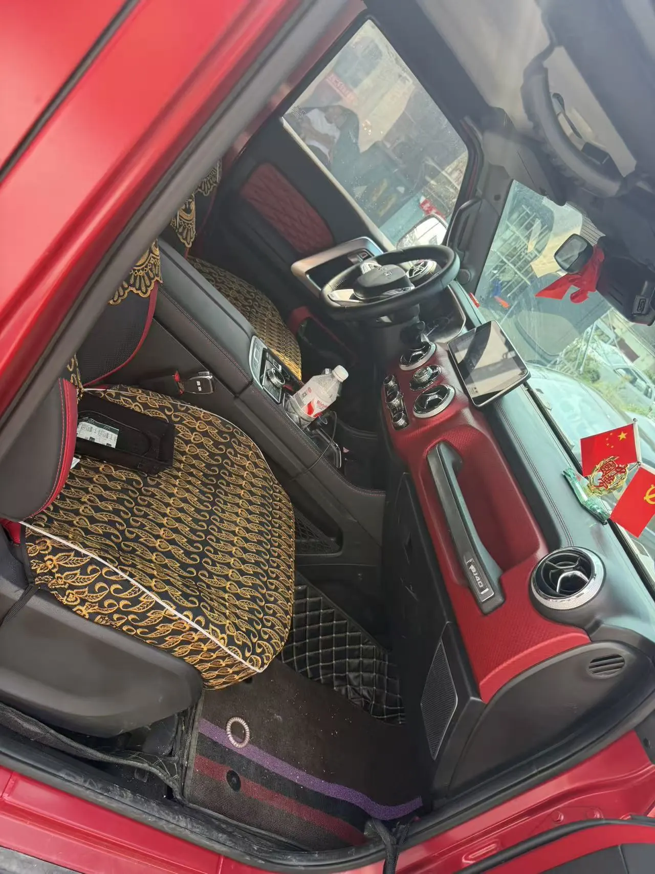 Beijing 2021 BJ40 2.0T four-wheel drive blade hero version chivalrous automatic gear 2
