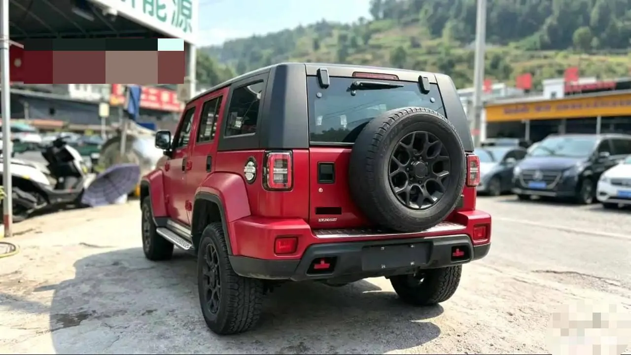 Beijing 2021 BJ40 2.0T four-wheel drive blade hero version chivalrous automatic gear 7
