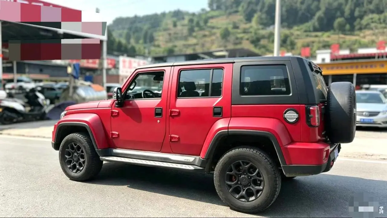Beijing 2021 BJ40 2.0T four-wheel drive blade hero version chivalrous automatic gear 8
