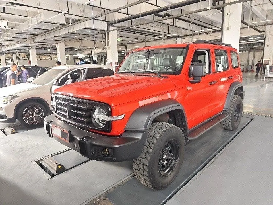 Open image lightbox: Tank 2021 Tank 300 2.0T Off-road Conqueror Automatic