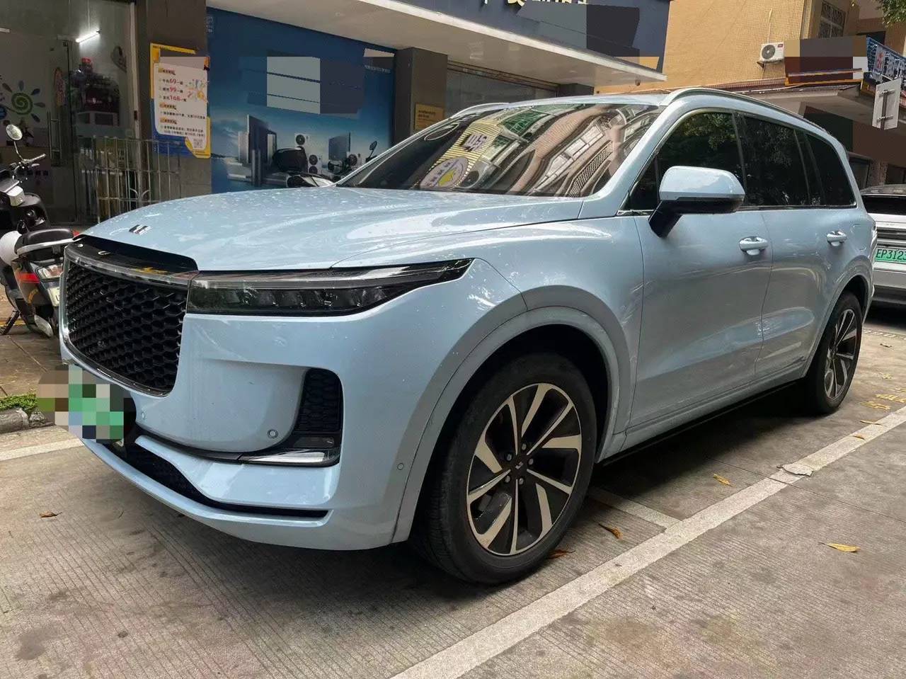 Open image lightbox: Li 2021 ONE 1.2T extended range 6-seat automatic gear