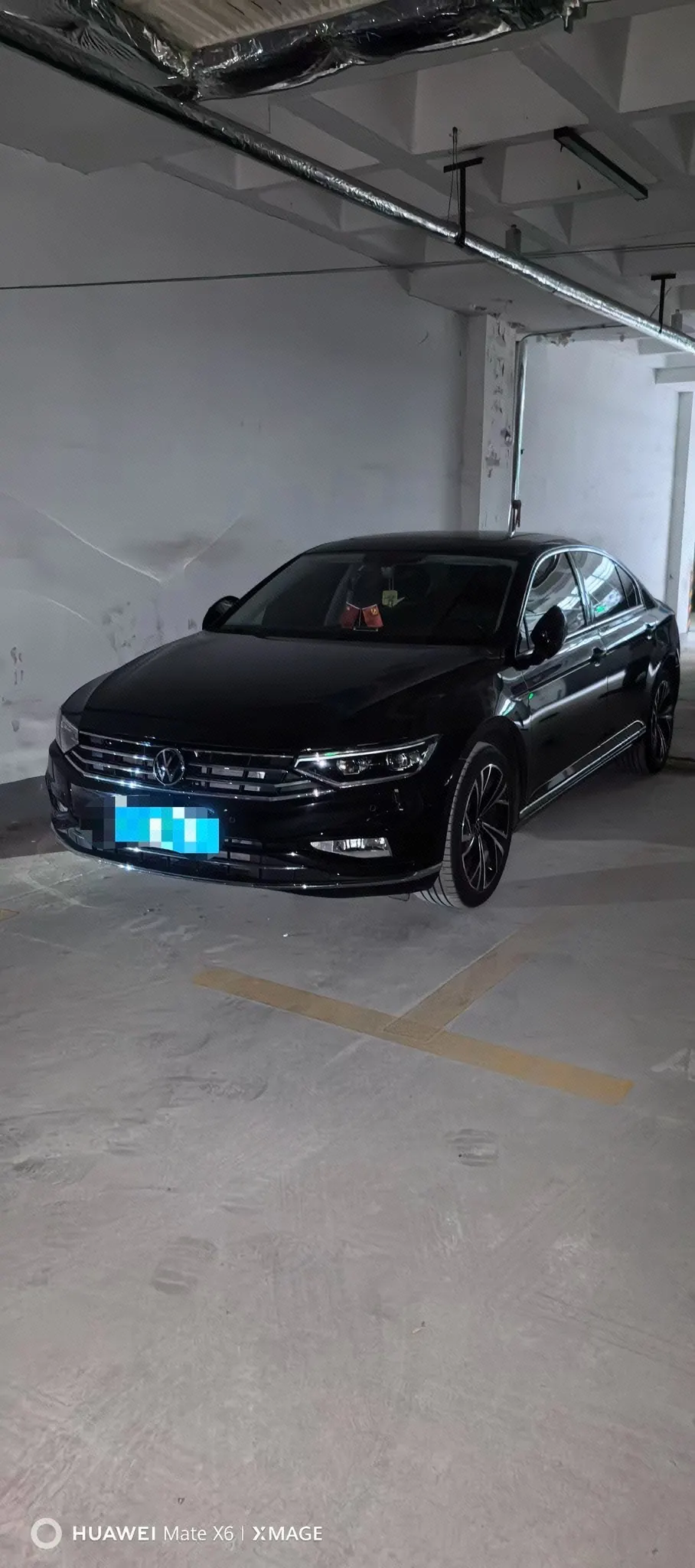Открыть галерею: Volkswagen 2020 Magotan 2.0TSI 330TSI luxury automatic transmission