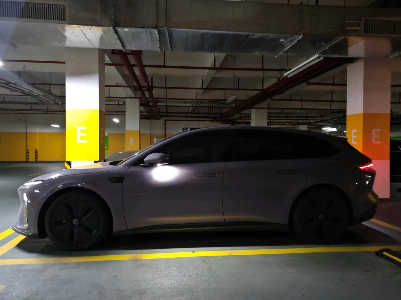 NIO 2023 ET5T 75kWh Touring automatic 3