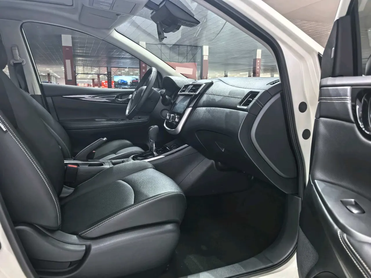Nissan 2021 Tiida 1.6 Stepless Smart Edition Automatic Gear 12