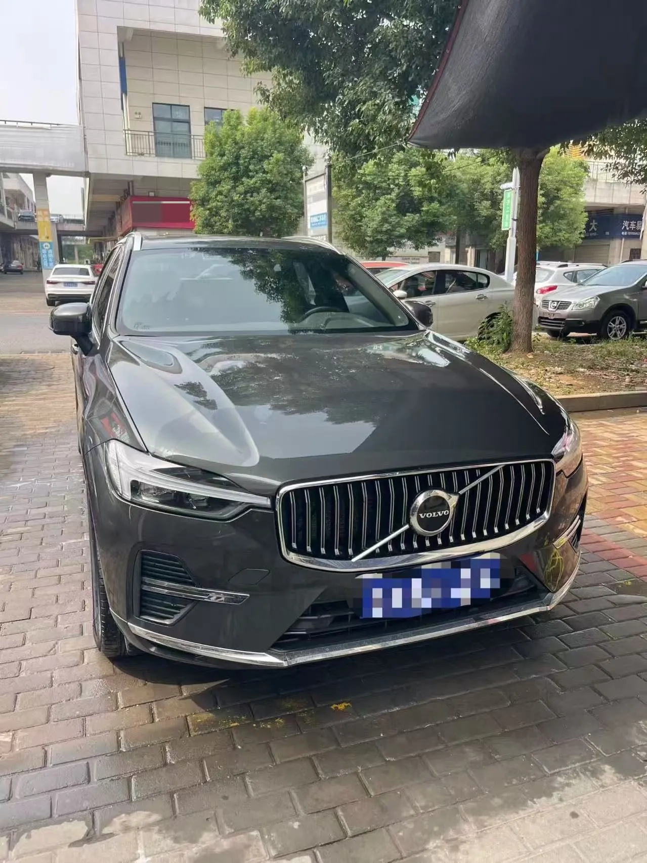 Volvo 2022 XC60 48V 2.0T B5 4-wheel-drive Zhiyi Deluxe Edition Automatic Gear 2