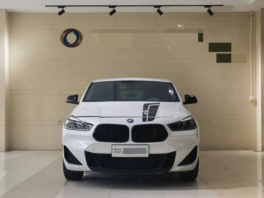 BMW 2022 X2 xDrive25i 2.0T Obsidian Night Edition Automatic Gear 2