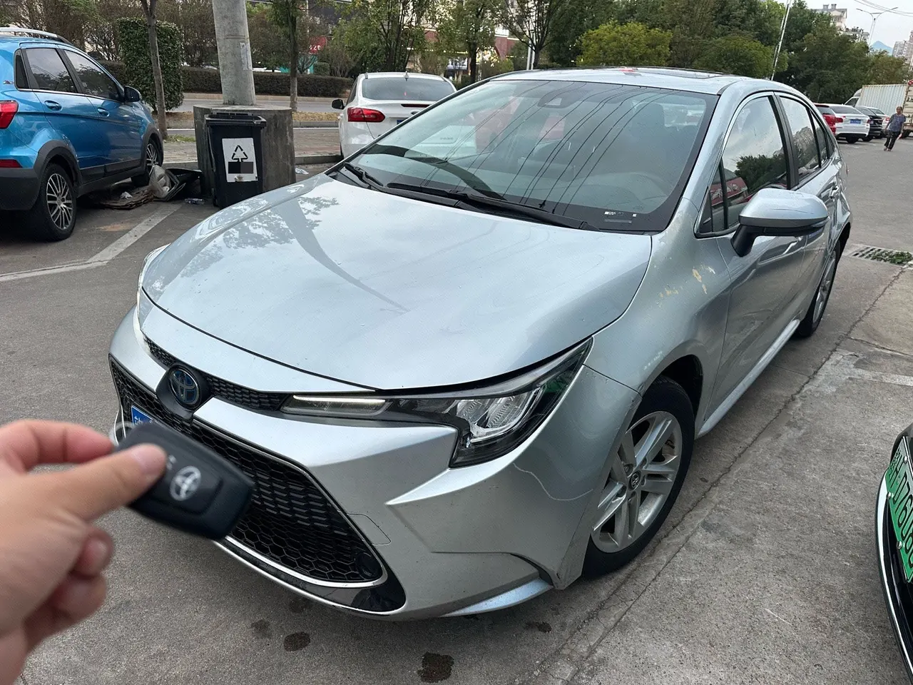 Open image lightbox: Toyota 2021 Lei Ling Shuangqing 1.8H Stepless Deluxe Edition Automatic Gear