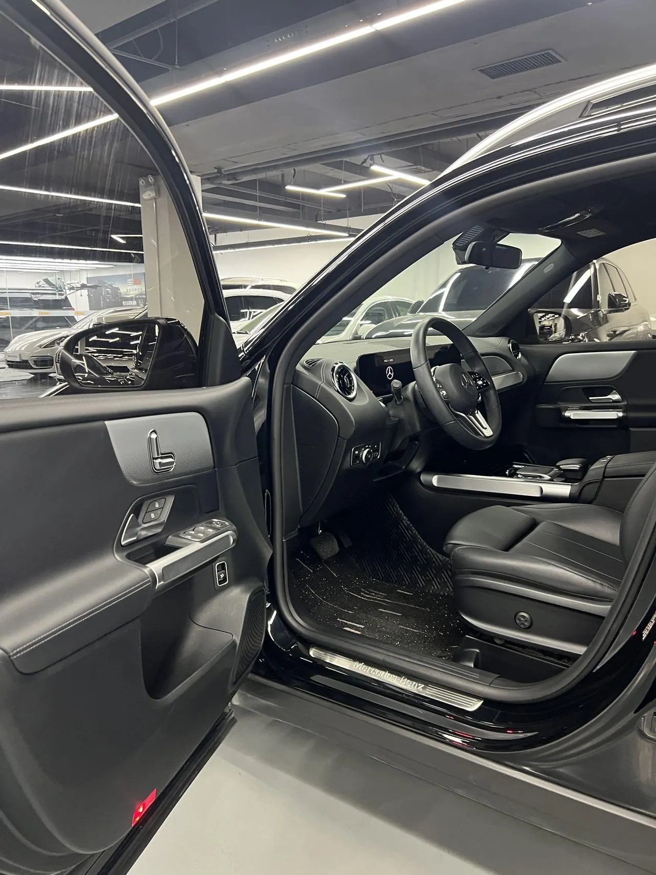 Mercedes Benz 2021 GLB 180 1.3T Dynamic Automatic 7