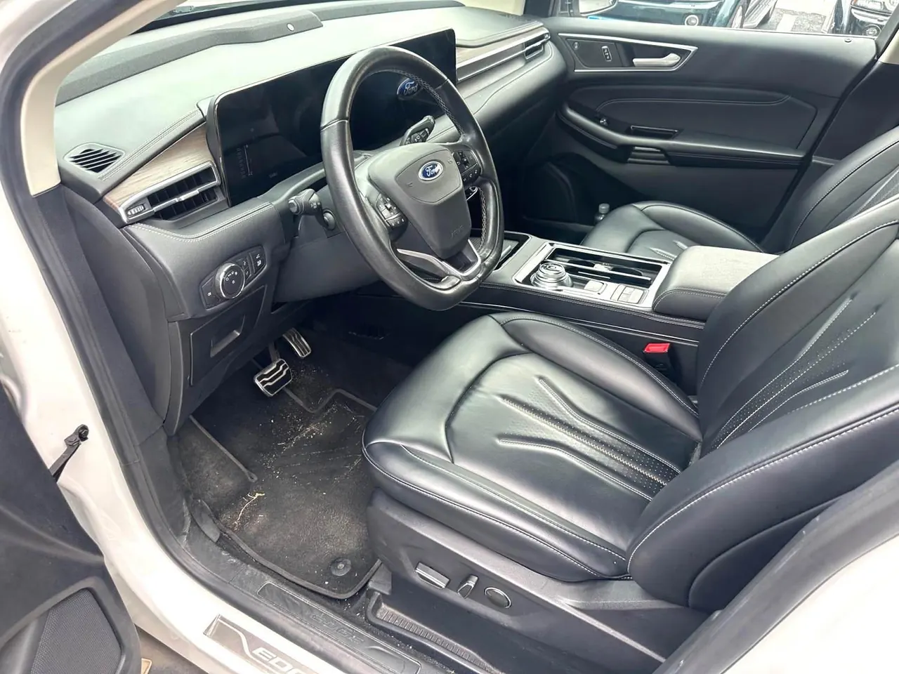 Ford 2021 Ruijie PLUS 2.0T EcoBoost 12250.00g Drive Hao Rui 7-seat Automatic Gear 5