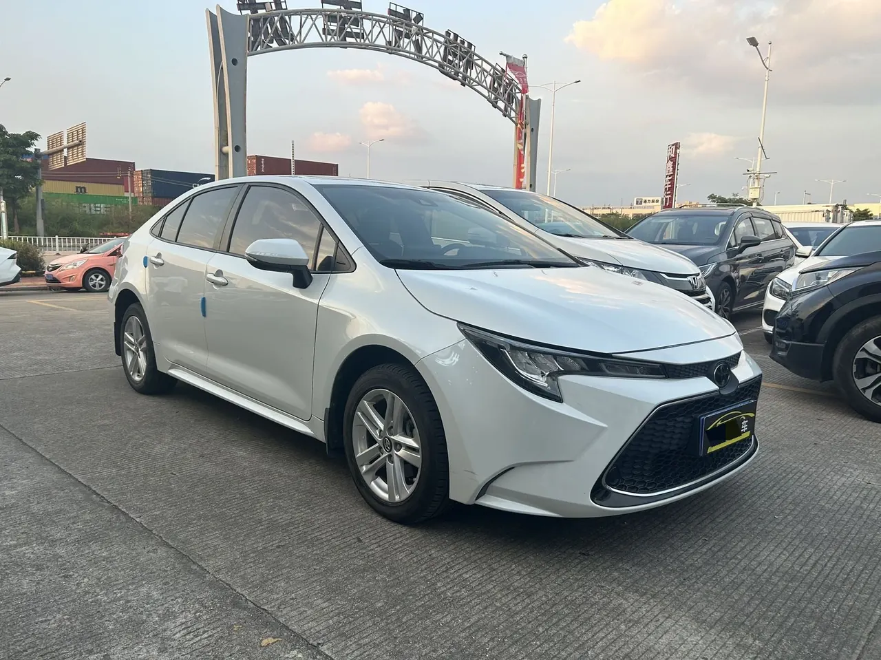 Toyota 2022 Lei Ling 1.2T Stepless 185T Deluxe Automatic Gear 3