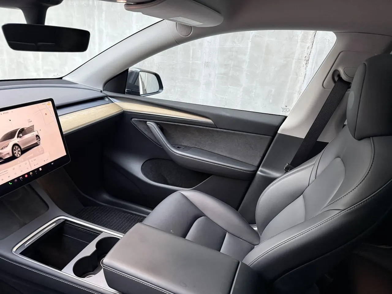 Tesla 2022 Model Y rear-wheel drive version (facelift) automatic gear 6