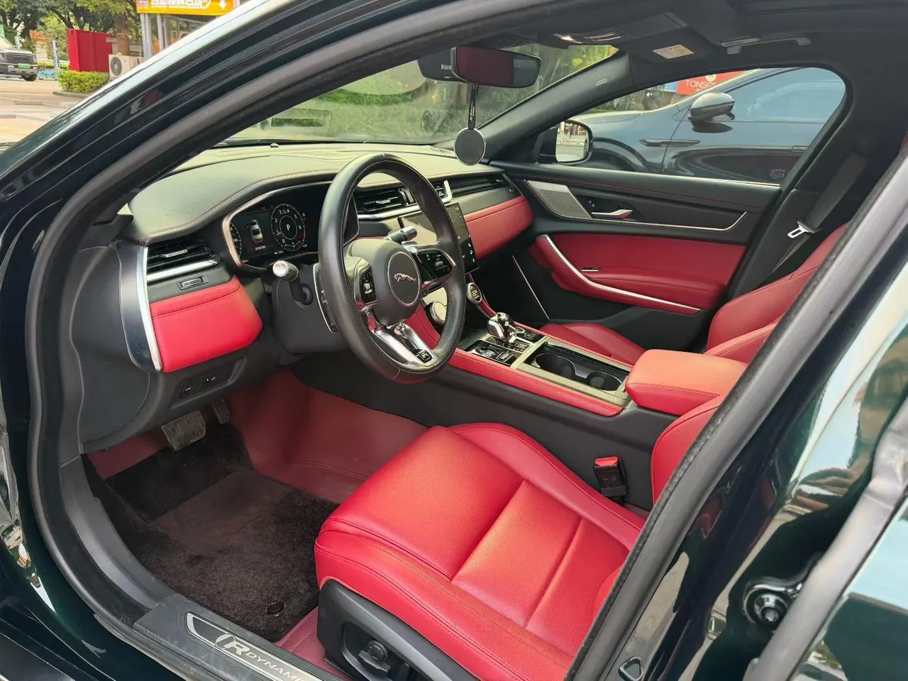 Jaguar 2022 XFL 2.0T P 12500.00g Drive Elite Sports Edition Automatic Gear 2