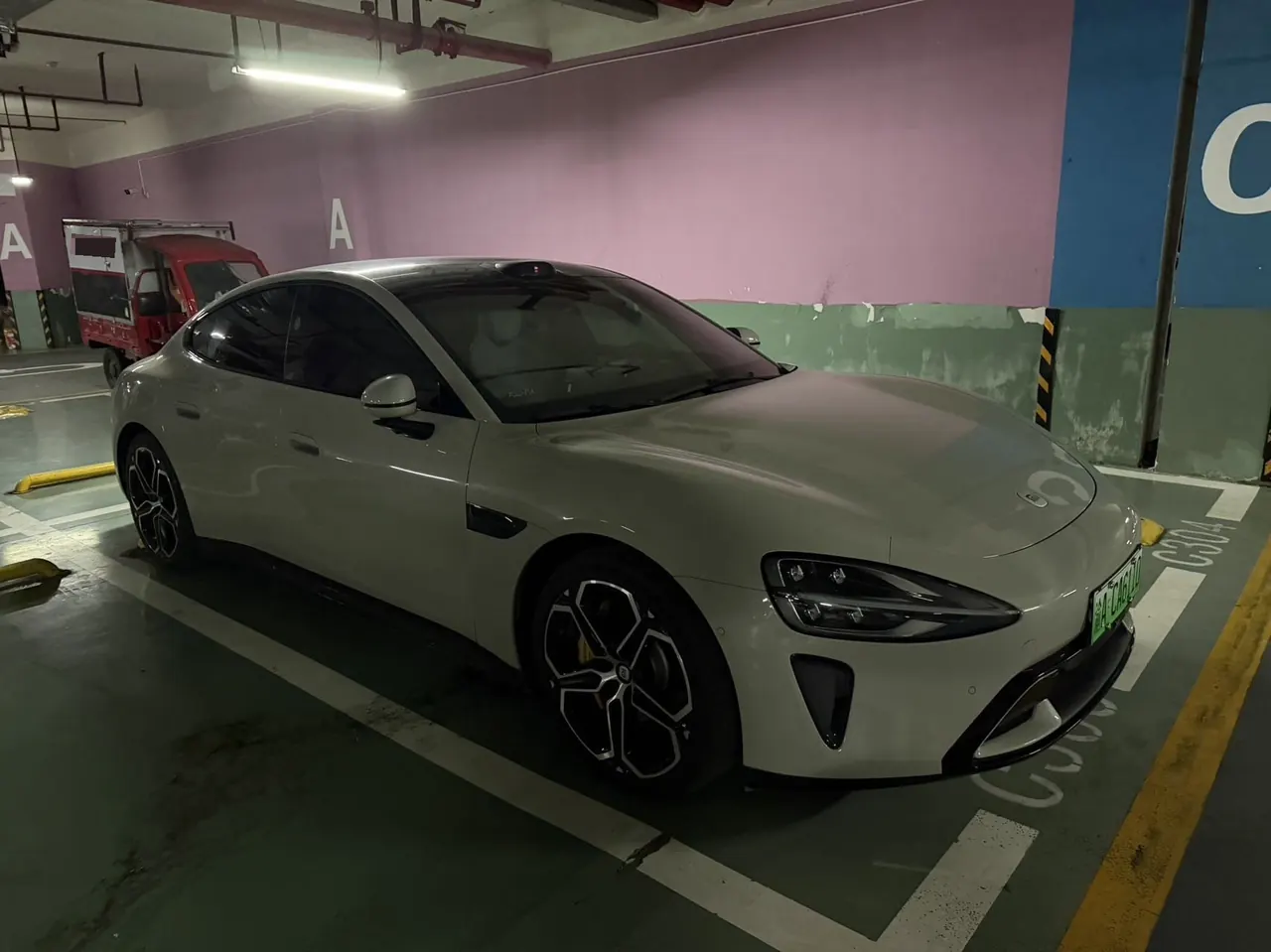 MI 2024 SU 7 830km Rear Drive Ultra Long Endurance High-end Smart Drive Pro Edition Automatic Gear 3