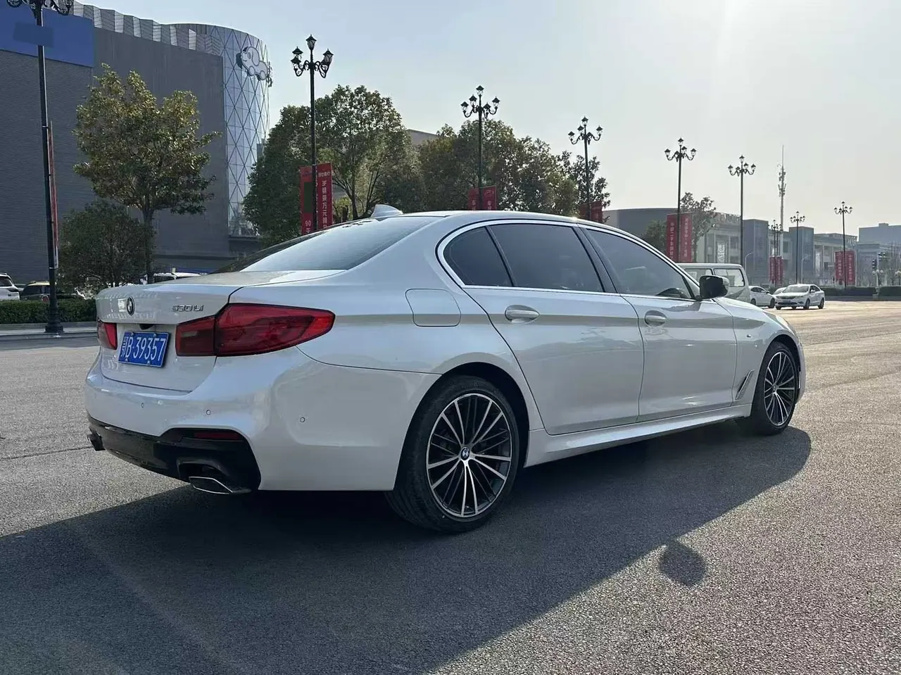 BMW 5 Series 2020 530Li 2.0T Leading M Sports Suit Automatic Gear 3