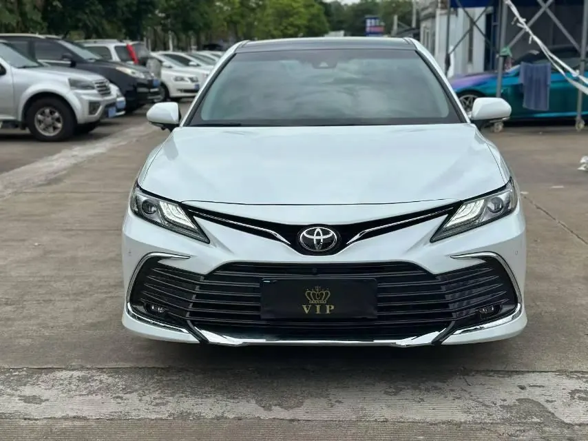 Toyota 2021 Camry 2.5G Deluxe Edition Automatic Gear 3