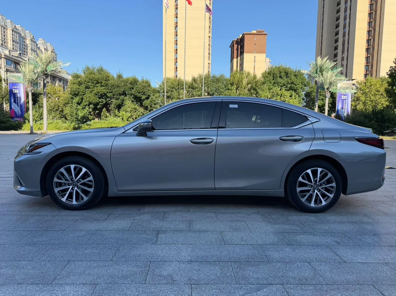 Lexus ES (Imported) 2022 ES200 2.0 Stepless Deluxe Edition Automatic Gear 3
