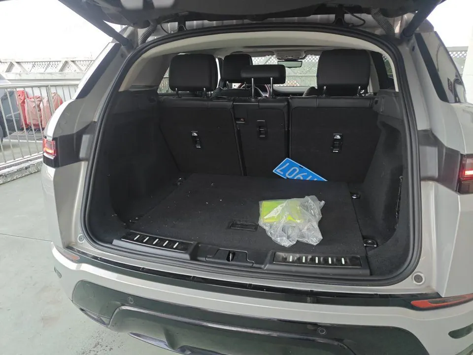 Land Rover 2024 evoque L 48V 2.0T 249PS automatic gear 3