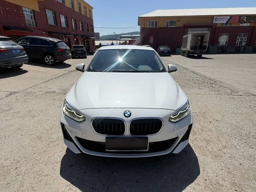 BMW 1 Series 2022 120i 1.5T M Sports Edition Automatic Gear 2