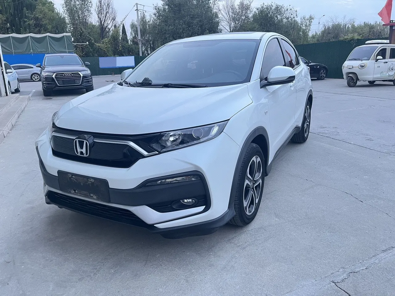Open image lightbox: Honda 2021 XR-V 1.5 stepless classic automatic gear