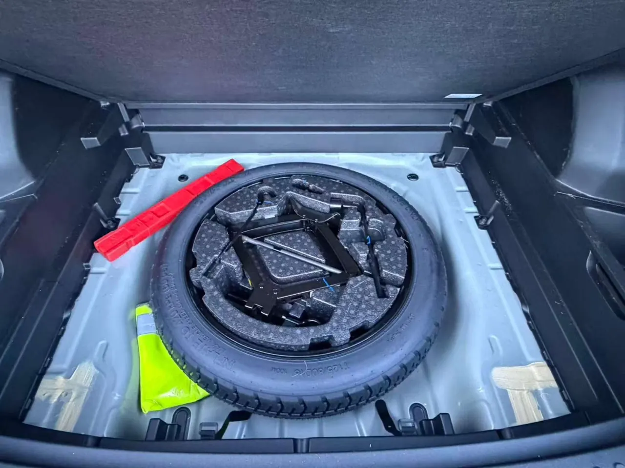 Geely 2024 Boyue L 1.5TD Ultimate Automatic Gear 9