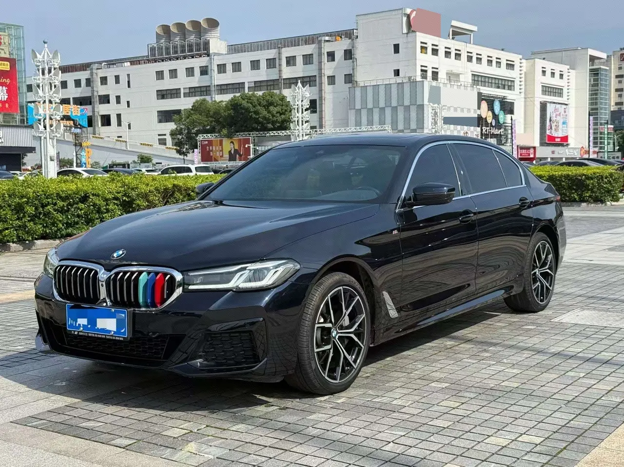 Open image lightbox: BMW 5 Series 2022 530Li 2.0T Exclusive M Sports Suit (Change 3) Automatic Gear