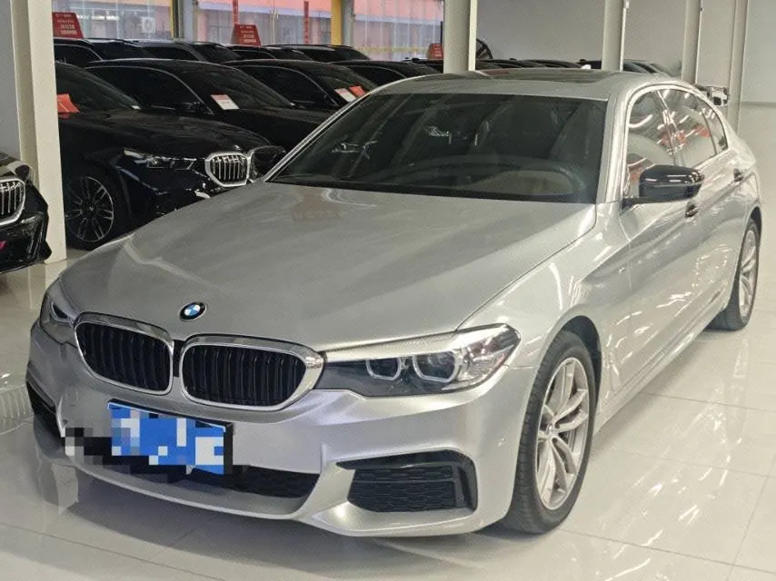 Open image lightbox: BMW 5 Series 2020 525Li 2.0T M Sports Suit Automatic Gear