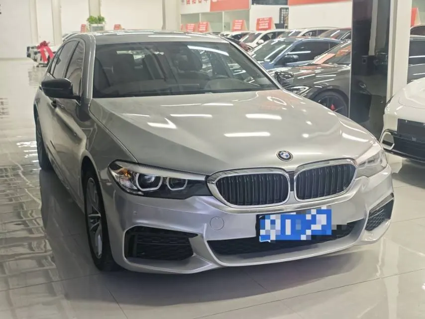 BMW 5 Series 2020 525Li 2.0T M Sports Suit Automatic Gear 3